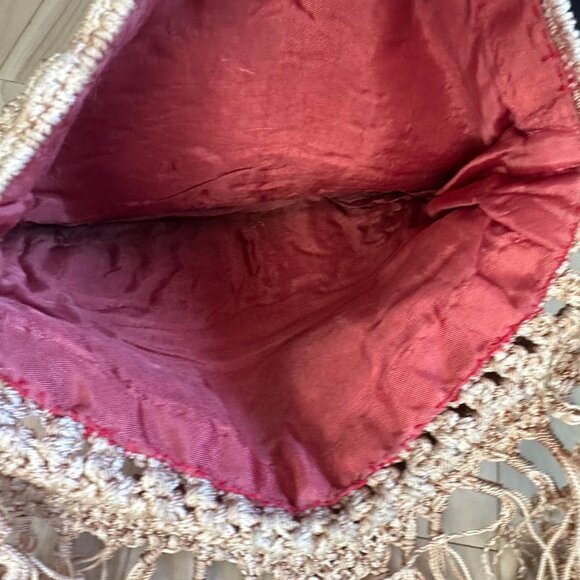 Vintage Macramé Purse – Fringe Detail & Red Satin Lining - Picture 4 of 7